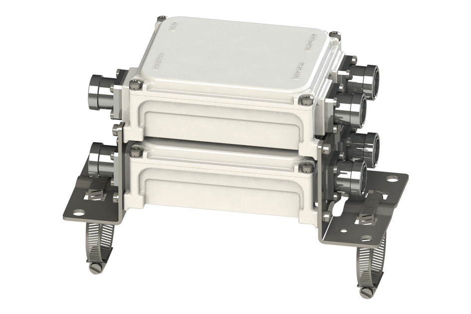 E11F02P51 [E11F02P51_6_5_17_jpg]